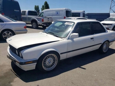 BMW Seria 3 E30 Sedan 325 i 170KM 1988