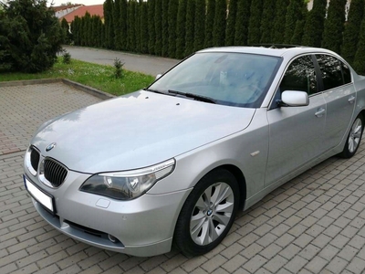 BMW Seria 5 E60 Sedan 4.4 545i 333KM 2005