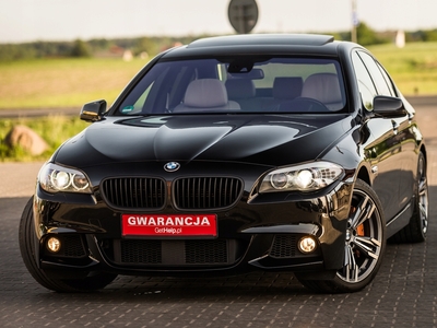 BMW Seria 5 F10-F11 Limuzyna 550i 407KM 2011