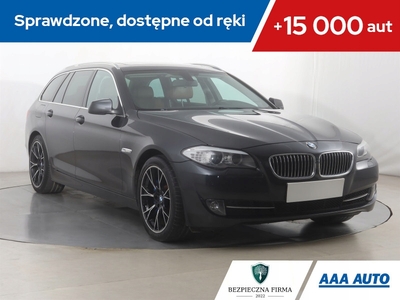 BMW Seria 5 F10-F11 Touring 525d 218KM 2012