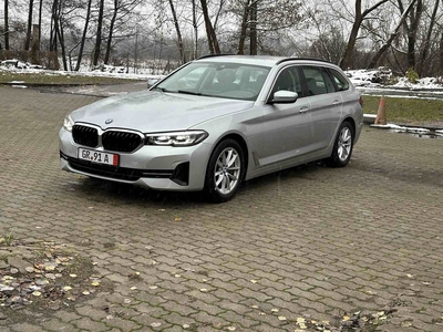 BMW Seria 5 G30-G31 Touring Facelifting 3.0 530d 286KM 2020