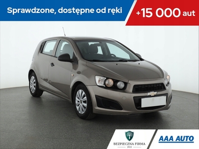 Chevrolet Aveo T300 Hatchback 5d 1.2 86KM 2013