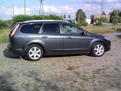 Ford Focus II Kombi 1.6 Duratec 100KM 2009