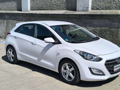 Hyundai i30 I CW Facelifting 1.4 DOHC 109KM 2012