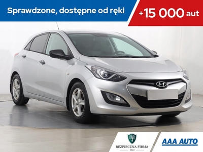 Hyundai i30 II Hatchback 5d 1.6 MPI 120KM 2012