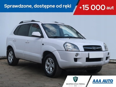 Hyundai Tucson I SUV Facelifting 2.0i CVVT 141KM 2009