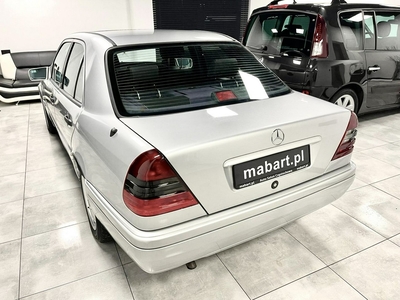 Mercedes C 180