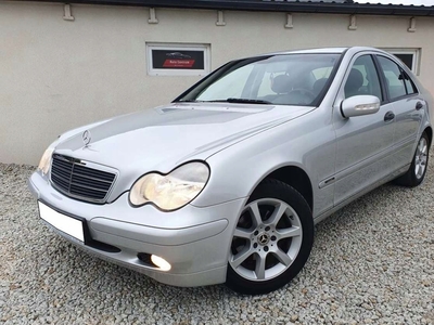 Mercedes Klasa C W203 Sedan W203 1.8 (C 180 Kompressor) 143KM 2003