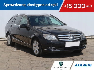 Mercedes Klasa C W204 Limuzyna 1.8 200 CGI BlueEFFICIENCY 184KM 2009