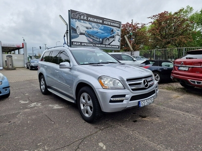 Mercedes Klasa GL X164 Off-roader Facelifting 450 340KM 2011