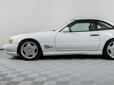 Mercedes SL 600 6.0L V12 389KM