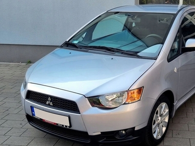 Mitsubishi Colt VI Hatchback 1.1 i 12 V CZ3 75KM 2012