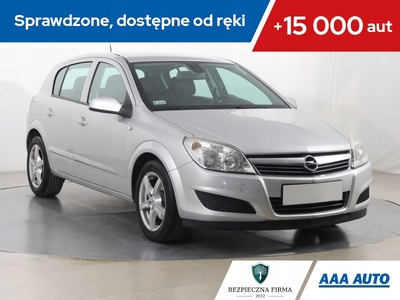 Opel Astra H Hatchback 5d 1.6 ECOTEC 115KM 2007