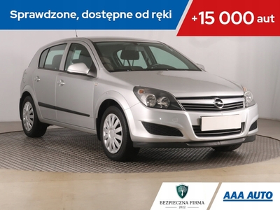 Opel Astra J Hatchback 5d 1.6 Twinport ECOTEC 115KM 2011