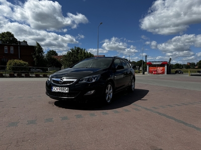 Opel Astra J Opel Astra 1,7 kombi zadbany