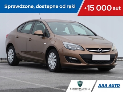 Opel Astra J Sedan 1.4 Turbo ECOTEC 140KM 2017