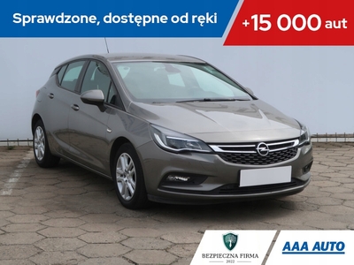 Opel Astra K Hatchback 5d 1.4 Turbo 125KM 2017