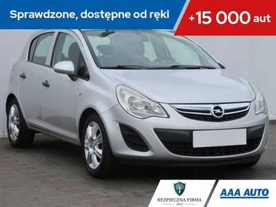 Opel Corsa D Hatchback 1.2 Twinport ECOTEC 70KM 2011