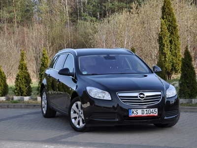 Opel Insignia I Sports Tourer 2.0 CDTI ECOTEC 130KM 2013