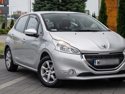 Peugeot 208 I Hatchback 3d 1.0 VTI 68KM 2013