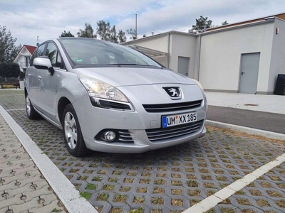 Peugeot 5008 I Minivan 1.6 THP 156KM 2013