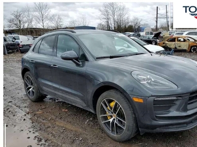 Porsche Macan SUV Facelifting 2.0 245KM 2021