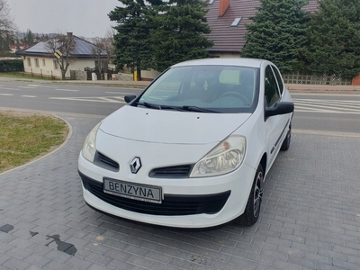 Renault Clio III Hatchback 5d 1.2 i 16V 75KM 2008