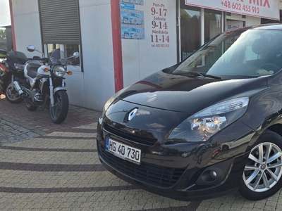 Renault Grand Scenic II Grand Scenic 1.9 dCi FAP 130KM 2010