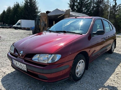 Renault Megane I Hatchback 1.4 e 75KM 1997