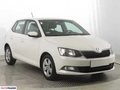 Skoda Fabia 1.2 88 KM 2015r. (Piaseczno)