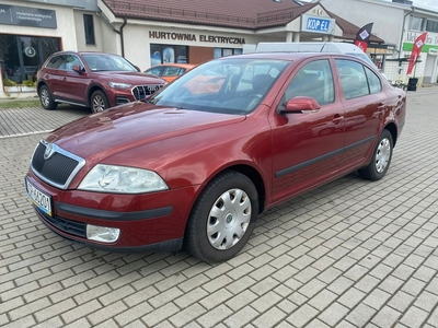 Skoda Octavia II Hatchback 1.6 MPI 102KM 2004