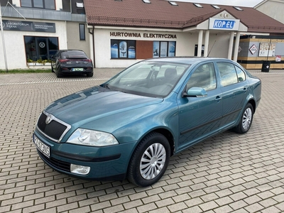 Skoda Octavia II Hatchback 1.6 MPI 102KM 2004