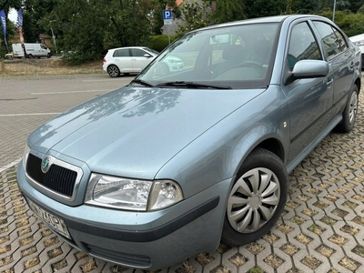 Skoda Octavia II Kombi 1.6 MPI 102KM 2006