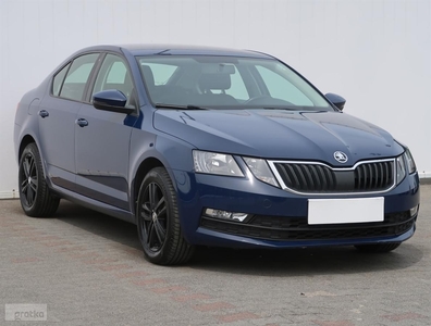 Skoda Octavia III , Salon Polska, Klima, Parktronic