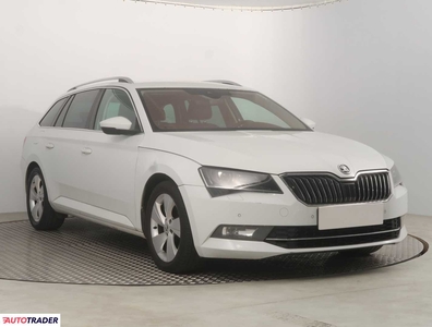 Skoda Superb 2.0 147 KM 2015r. (Piaseczno)