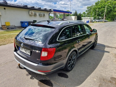 Skoda Superb II Kombi 3.6 FSI 4x4 260KM 2013