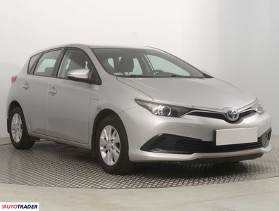 Toyota Auris 1.8 134 KM 2016r. (Piaseczno)