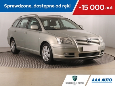 Toyota Avensis II Kombi 1.8 VVT-i 129KM 2005