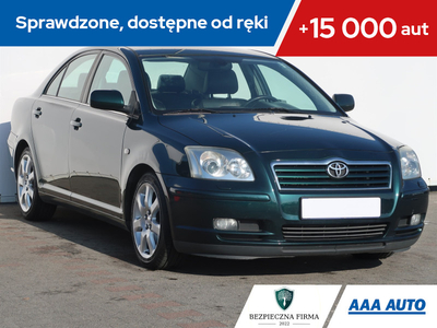 Toyota Avensis II Sedan 2.0 VVT-i 147KM 2005