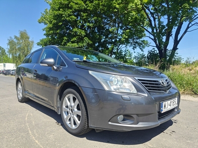 Toyota Avensis III Wagon 2.0 D-4D 126KM 2011