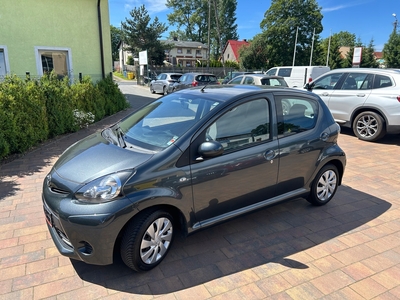 Toyota Aygo I Hatchback 5d Facelifting 1.0 VVT-i 68KM 2012