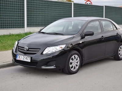 Toyota Corolla X Sedan 1.4 D-4D 90KM 2009