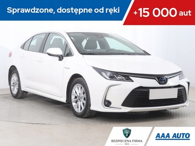 Toyota Corolla XII Sedan 1.8 Hybrid 122KM 2019