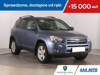 Toyota RAV4 III MPV 2.2 16V D-4D 177KM 2006