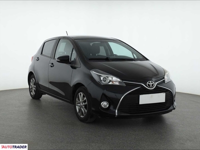 Toyota Yaris 1.3 97 KM 2015r. (Piaseczno)