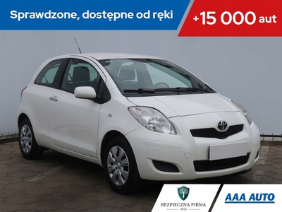 Toyota Yaris II Hatchback 5d 1.0 VVT-i 69KM 2009