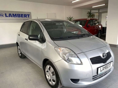 Toyota Yaris II Hatchback 5d 1.3 i VVT-i 86KM 2007