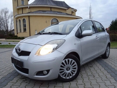 Toyota Yaris III Hatchback 5d 1.33 Dual VVT-i 99KM 2011