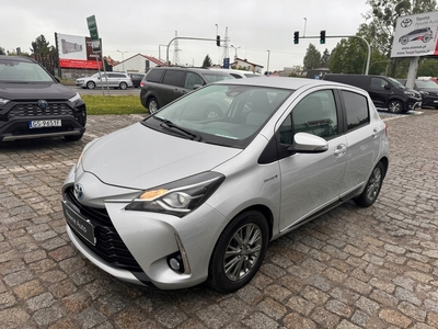 Toyota Yaris III Hatchback 5d Facelifting Hybrid 100KM 2017