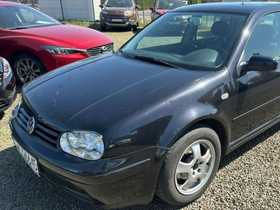 Volkswagen Golf IV Hatchback 1.6 16V 105KM 2000